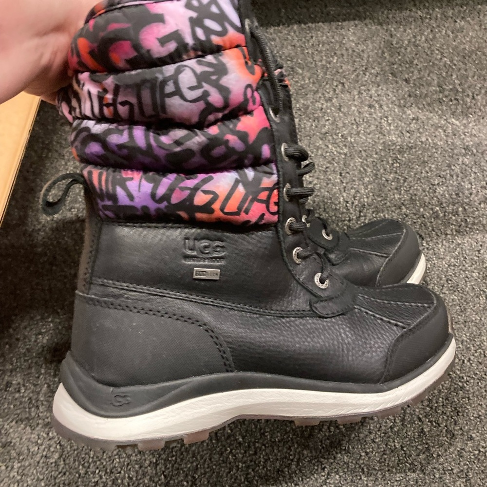 UGG Black and Multicolor GAFITY Boots 8.5